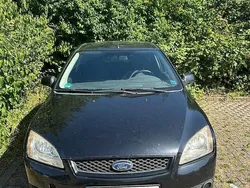 Schwarz Gebraucht 2007 Ford Focus Limousine | 1.000 € (Fairer Preis)