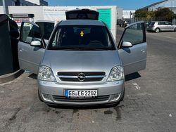 Silber Gebraucht 2005 Opel Meriva Van / Kleinbus | 3.250 € (Fairer Preis)