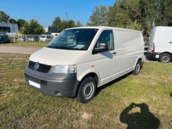 Weiß Gebraucht 2006 VW T5 Van | 5.900 € (Guter Preis)