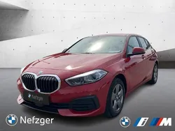 Rot Gebraucht 2022 BMW 118 Advantage Kleinwagen | 21.400 € (Guter Preis)