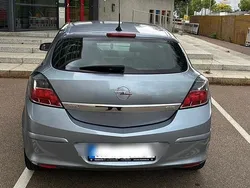Blau Gebraucht 2005 Opel Astra GTC Coupé | 3.400 € (Etwas zu teuer)