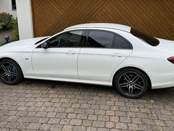 Weiß Gebraucht 2017 Mercedes E350 AMG line Limousine | 29.500 € (Etwas zu teuer)