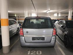 Silber Gebraucht 2025 Opel Zafira Van / Kleinbus | 5.000 €