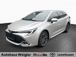 Silber Neu 2025 Toyota Corolla Limousine | 34.343 €