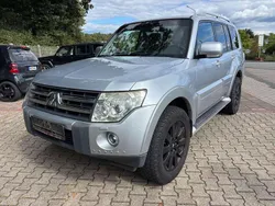 Coolsilber (m) Gebraucht 2007 Mitsubishi Pajero Instyle SUV | 7.200 € (Fairer Preis)