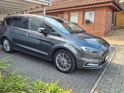 Grau Gebraucht 2019 Ford S-MAX Vignale Van / Kleinbus | 24.900 € (Fairer Preis)