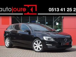 Schwarz Gebraucht 2017 Volvo V60 Dynamic Kombi | 15.618 € (Fairer Preis)