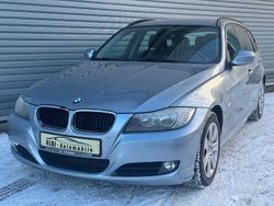 Blau Gebraucht 2012 BMW 318 Comfort Edition Kombi | 7.499 € (Guter Preis)