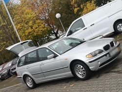 Grau Gebraucht 2003 BMW 316 Kombi | 2.250 € (Etwas zu teuer)