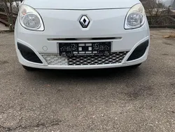 Weiß Gebraucht 2009 Renault Twingo Kleinwagen | 2.200 € (Fairer Preis)