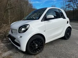 Weiß Gebraucht 2015 Smart ForTwo Coupé Passion Coupé | 5.900 € (Etwas zu teuer)