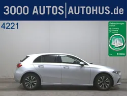Iridium silber metalliclack Gebraucht 2022 Mercedes A200 Limousine | 20.180 € (Guter Preis)