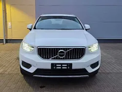 Weiß Gebraucht 2021 Volvo XC40 Inscription SUV | 25.300 € (Guter Preis)