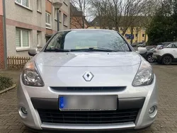 Silber Gebraucht 2009 Renault Clio III Dynamique Kleinwagen | 2.490 €