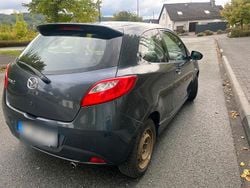 Grau Gebraucht 2009 Mazda 2 Kleinwagen | 1.500 € (Guter Preis)