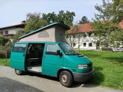 Grün Gebraucht 1998 VW T4 Van | 4.500 € (Fairer Preis)