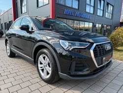 Schwarz Gebraucht 2019 Audi Q3 Ambiente SUV | 23.900 € (Fairer Preis)