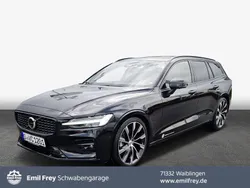 Onyx black metallic Gebraucht 2024 Volvo V60 Ultimate Kombi | 42.444 € (Etwas zu teuer)