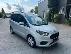 Silber Gebraucht 2022 Ford Tourneo Courier Trend Van / Kleinbus | 12.990 € (Superpreis)
