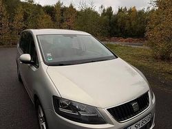 Grau Gebraucht 2011 Seat Alhambra Van / Kleinbus | 7.500 € (Fairer Preis)