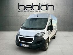 Weiß Gebraucht 2023 Peugeot Boxer Van | 25.880 € (Fairer Preis)