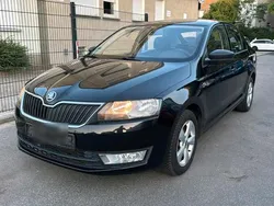 Schwarz Gebraucht 2013 Skoda Rapid Limousine | 4.900 €