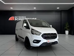 Weiß Gebraucht 2020 Ford Transit Custom Trend Van / Kleinbus | 17.499 € (Guter Preis)