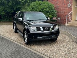 Schwarz Gebraucht 2007 Nissan Navara Abholung | 13.950 € (Teuer)