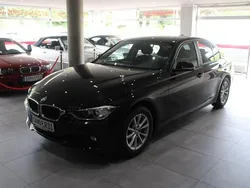 Schwarz Gebraucht 2012 BMW 320 Limousine | 9.990 € (Guter Preis)