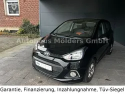 Schwarz Gebraucht 2016 Hyundai i10 Passion Plus Kleinwagen | 11.450 € (Etwas zu teuer)