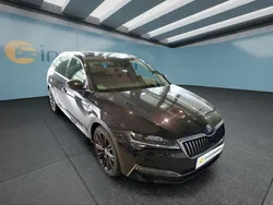 Schwarz Gebraucht 2020 Skoda Superb Kombi | 28.649 € (Etwas zu teuer)