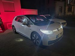 Weiß Gebraucht 2020 VW ID.3 Pro Performance Kleinwagen | 19.999 € (Fairer Preis)