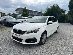 Weiß Gebraucht 2021 Peugeot 308 Allure Kombi | 12.999 € (Fairer Preis)