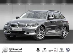 Grau Gebraucht 2019 BMW 330 Luxury Line Kombi | 33.450 € (Fairer Preis)