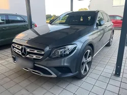 Grau Gebraucht 2017 Mercedes E220 Kombi | 27.990 € (Fairer Preis)