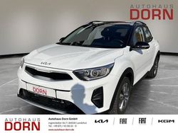 Weiß Gebraucht 2023 Kia Stonic Vision SUV | 19.990 € (Fairer Preis)