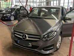 Gebraucht 2016 Mercedes B180 Style Van / Kleinbus | 16.500 € (Etwas zu teuer)