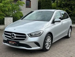Silber Gebraucht 2019 Mercedes B180 Van / Kleinbus | 19.900 € (Superpreis)