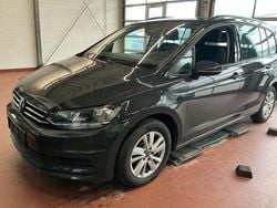 Grau Gebraucht 2022 VW Touran Comfortline Van / Kleinbus | 23.590 € (Guter Preis)