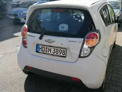 Weiß Gebraucht 2010 Chevrolet Spark LS Kleinwagen | 2.500 € (Fairer Preis)