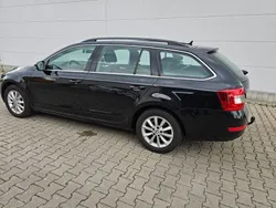Schwarz Gebraucht 2016 Skoda Octavia Style Kombi | 11.950 € (Fairer Preis)