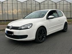 Weiß Gebraucht 2009 VW Golf VI Limousine | 4.800 € (Fairer Preis)