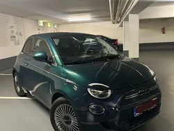 Blau Neu 2024 Fiat 500e La Prima Cabrio | 19.900 €