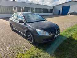 Grün Gebraucht 2005 Mitsubishi Lancer Invite Limousine | 2.500 € (Fairer Preis)