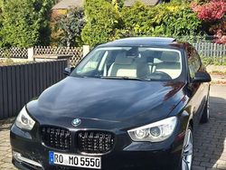 Schwarz Gebraucht 2012 BMW 550 Comfort Edition Limousine | 16.666 €
