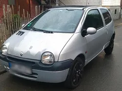 Blau Gebraucht 2001 Renault Twingo Kleinwagen | 2.000 € (Teuer)