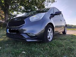 Grau Gebraucht 2017 Kia Venga Edition 7 Kleinwagen | 9.995 € (Fairer Preis)