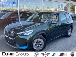 Gruen Gebraucht 2023 BMW iX1 Performance SUV | 37.977 € (Guter Preis)