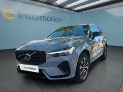 Grau Gebraucht 2023 Volvo XC60 Plus SUV | 40.949 € (Guter Preis)