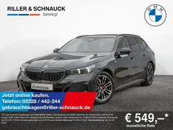Black sapphire Gebraucht 2025 BMW 520 M Sport Kombi | 52.950 € (Superpreis)
